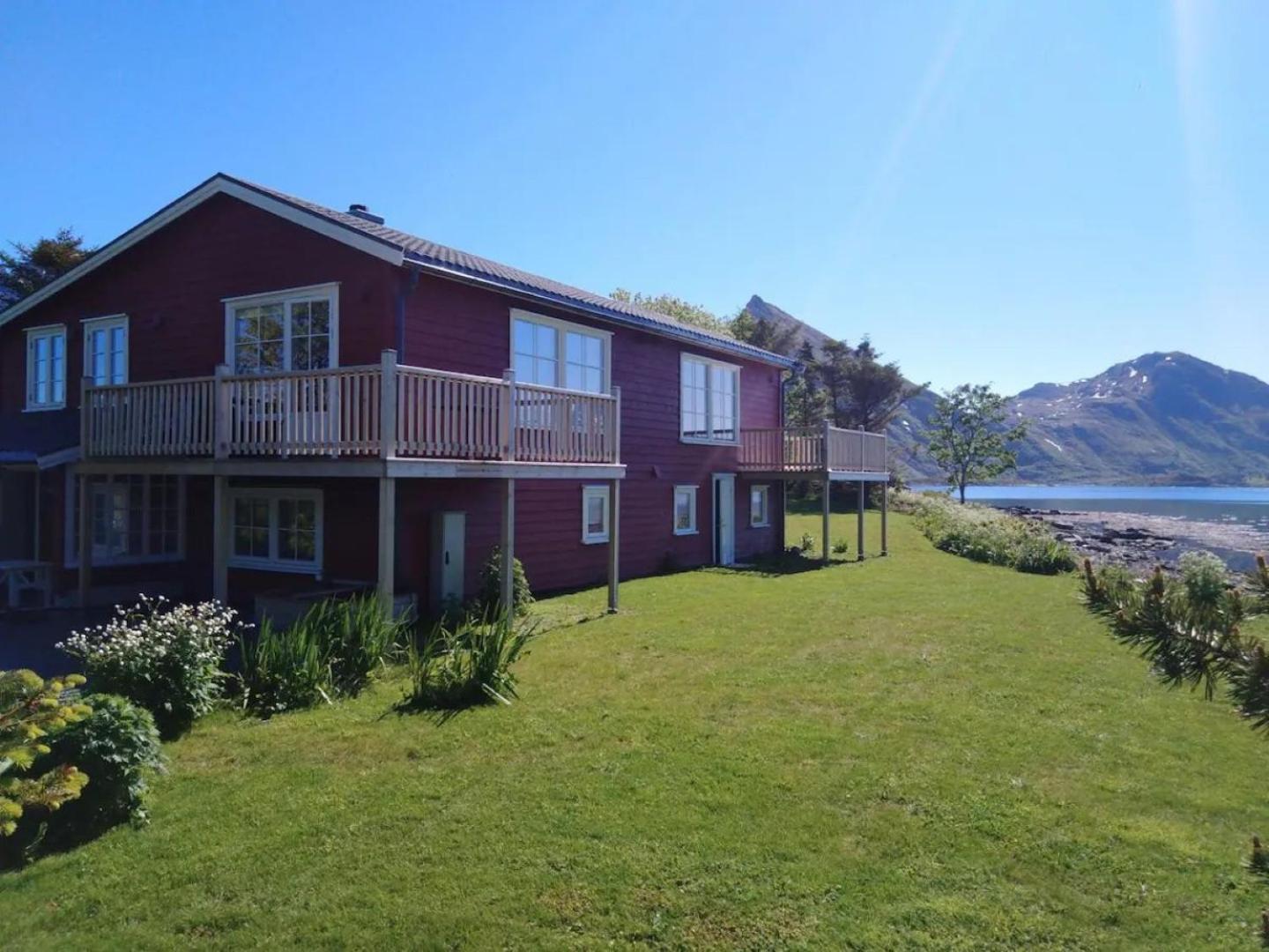 Fredvang Seahouse, Apartment B Екстериор снимка